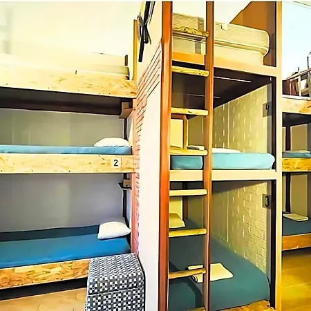 Hotel Arodes Asteria Volunteer & Youth Eco-house